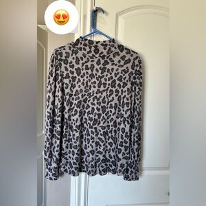24/7 Comfort Apparel Gray Leopard Print Cowl Neck Sweater